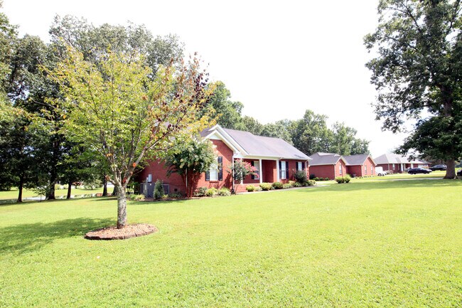 Building Photo - 19 Antietam Dr