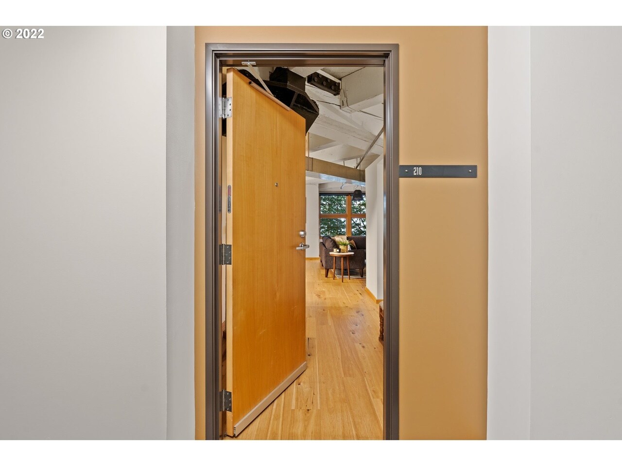 Building Photo - 1420 NW Lovejoy St