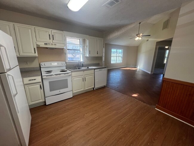 Building Photo - HALF OFF YOUR FIRST MONTH'S RENT!