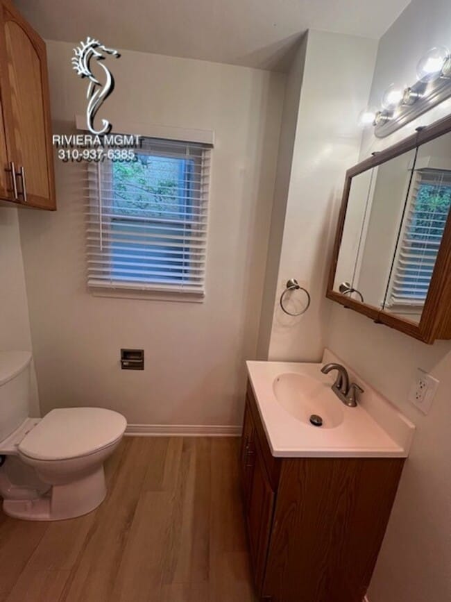 Building Photo - 3 BEd 1.75 Bath House in South Redondo Beach.