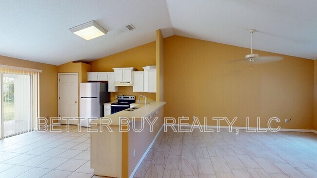 Building Photo - 18 Lloleeta Path