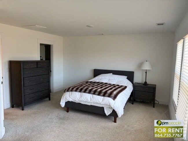 Building Photo - 3/2.5 Townhome in Excellent Greenville/Travelers Rest Location!