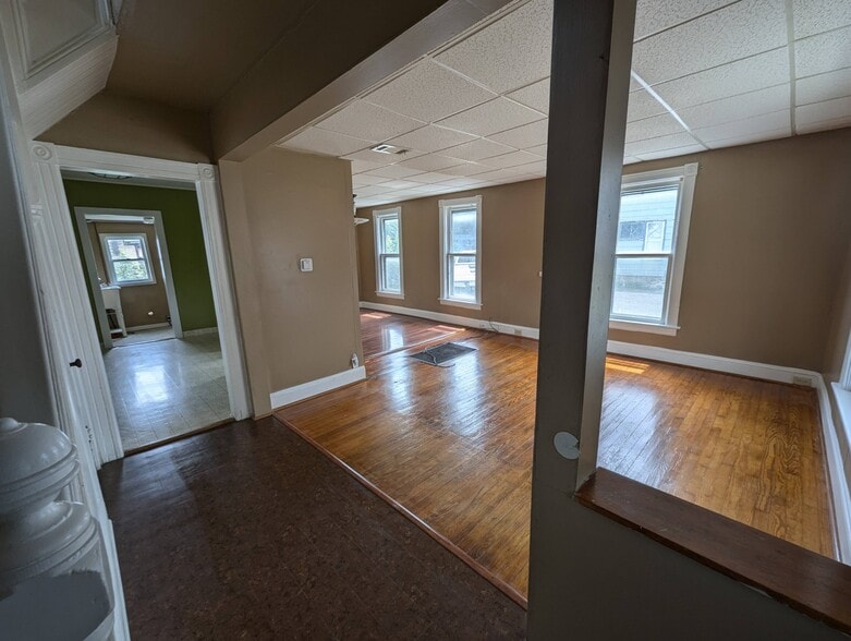 Building Photo - 22 Charlotte Ave