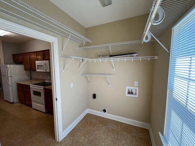 Building Photo - 119 Bull Bay Dr