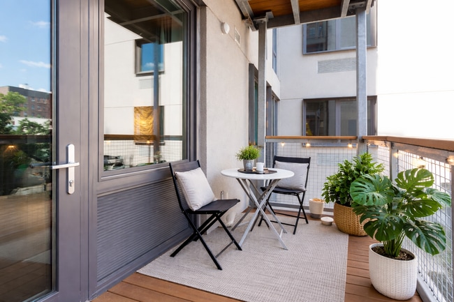 Interior Photo - 22 Caton Place