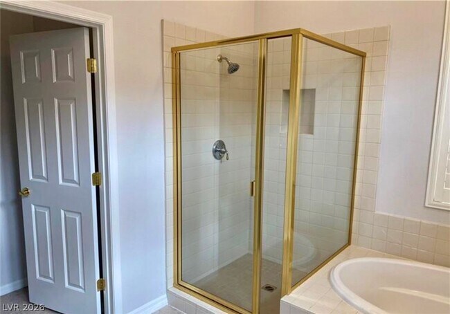 Building Photo - 43 Braelinn Dr