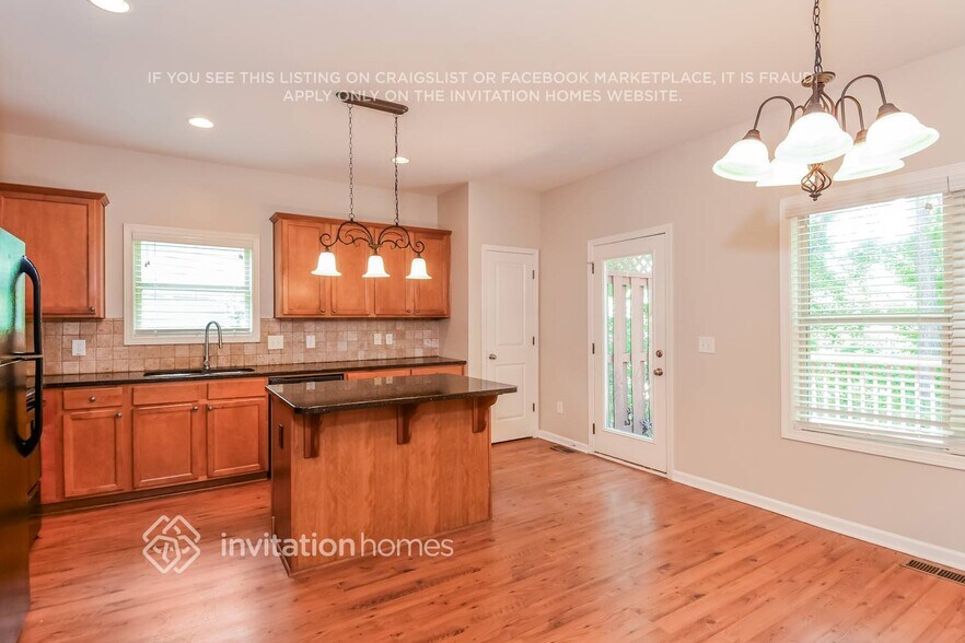Building Photo - 236 Ascott Ln