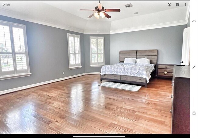 Building Photo - 18422 Windsor Lakes Dr