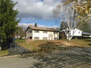 Building Photo - 142 Prentiss Way