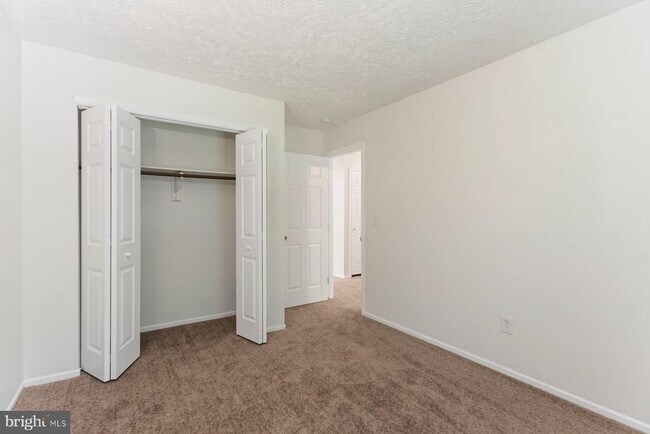 Building Photo - 6319 Harris Heights Ave