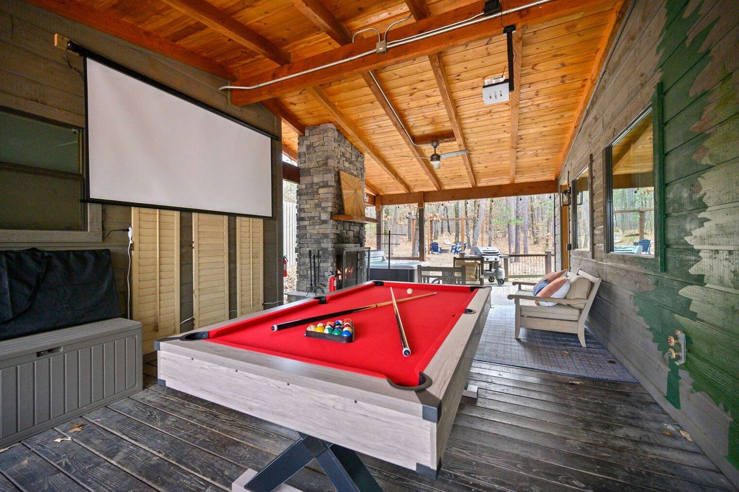 Building Photo - 173 Guppy Ln