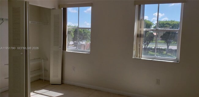 Building Photo - 8620 NW 3rd Ln