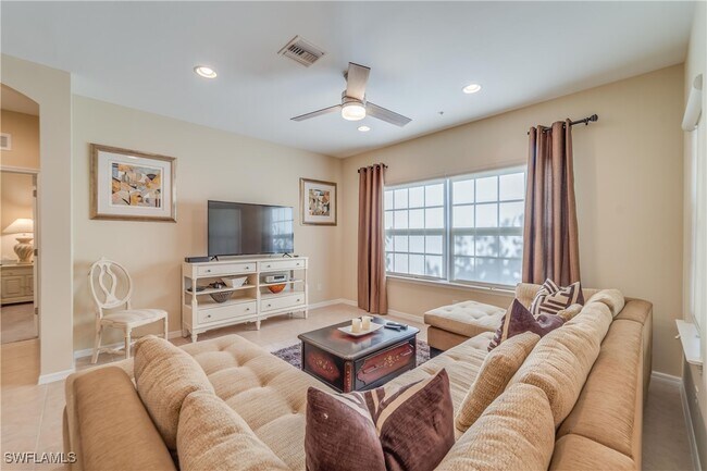 Building Photo - 8540 Violeta St