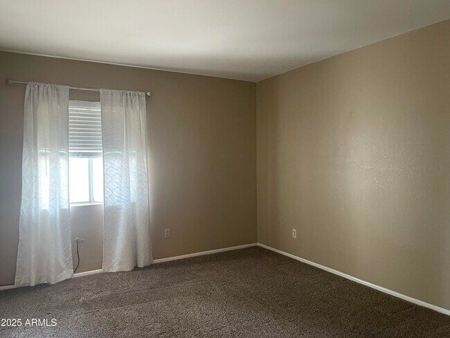 Building Photo - 37217 N Conestoga Trail