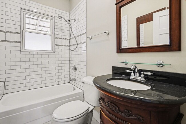 Building Photo - Charming 3 bedroom House in Old Hickory Village