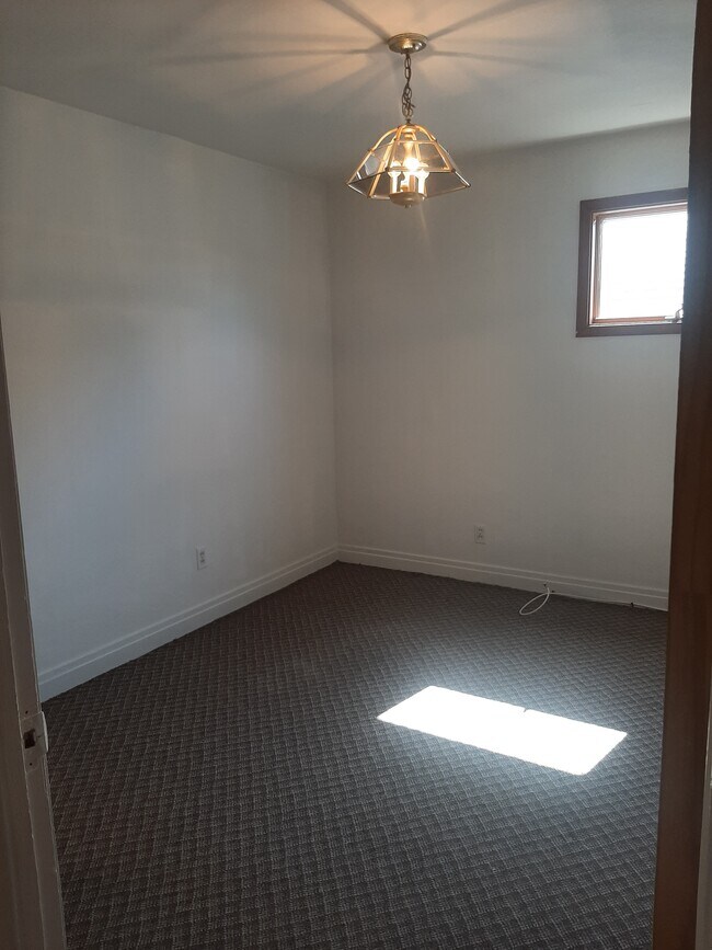 Bedroom 2 - 517-1 Stafford Ave