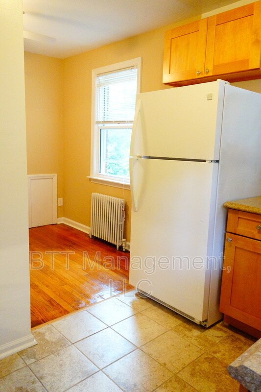 Building Photo - 8007 Garland Ave