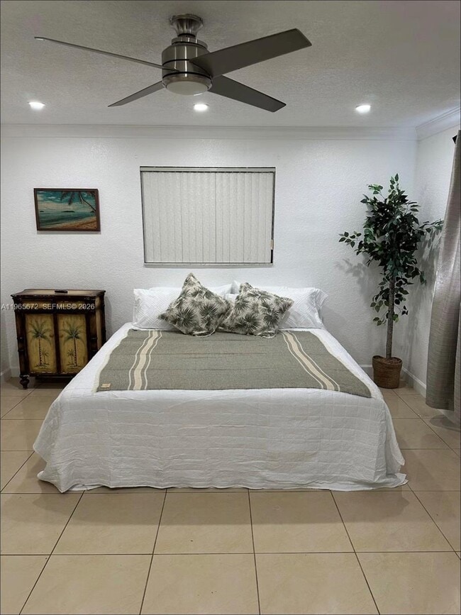 Building Photo - 30255 SW 197th Ave