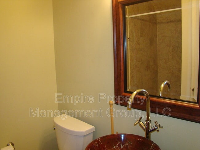 Building Photo - 1607 Willowby St