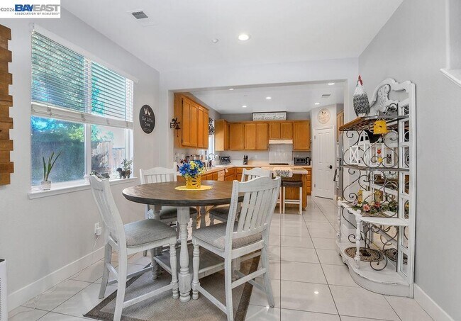 Building Photo - 2913 Haddington Ct