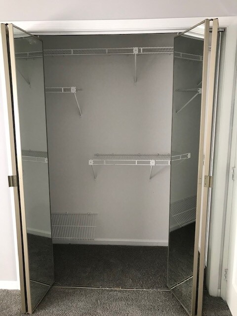 Building Photo - 781 Terrace Dr