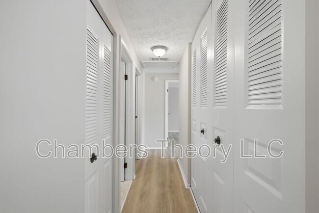 Building Photo - 15241 Louis Mill Dr
