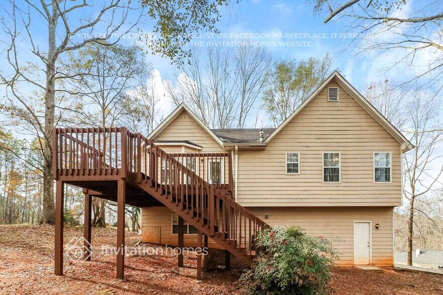 Building Photo - 1718 Independence Dr