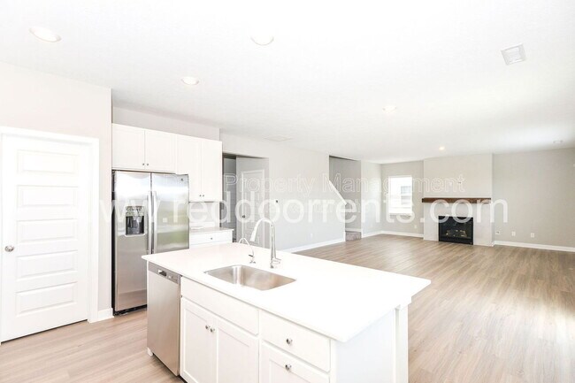 Building Photo - 7356 Parkstay Ln