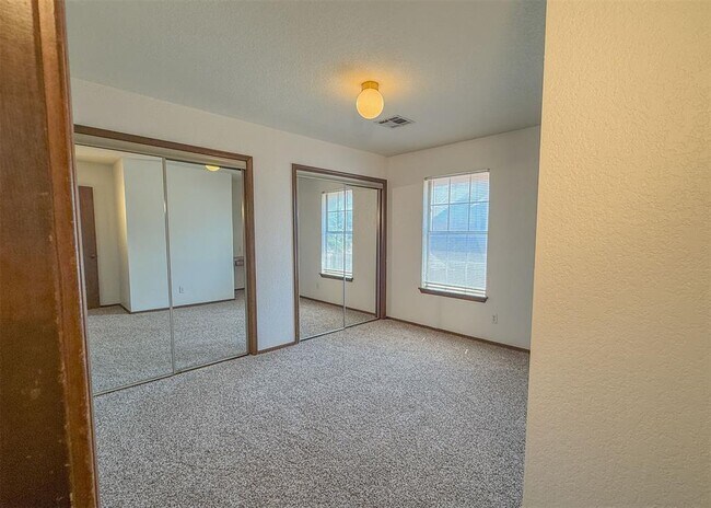 Building Photo - 3908 NW 68th St