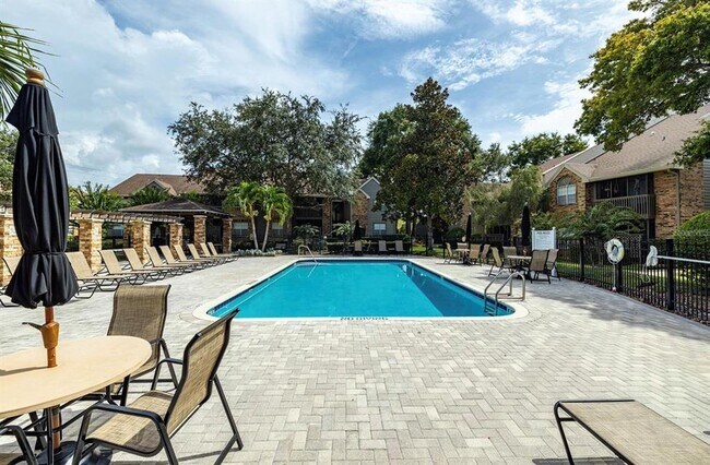 Building Photo - 2500 Winding Creek Blvd