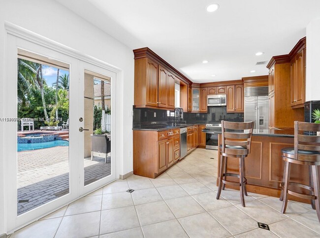 Building Photo - 5343 NW 111th Ct