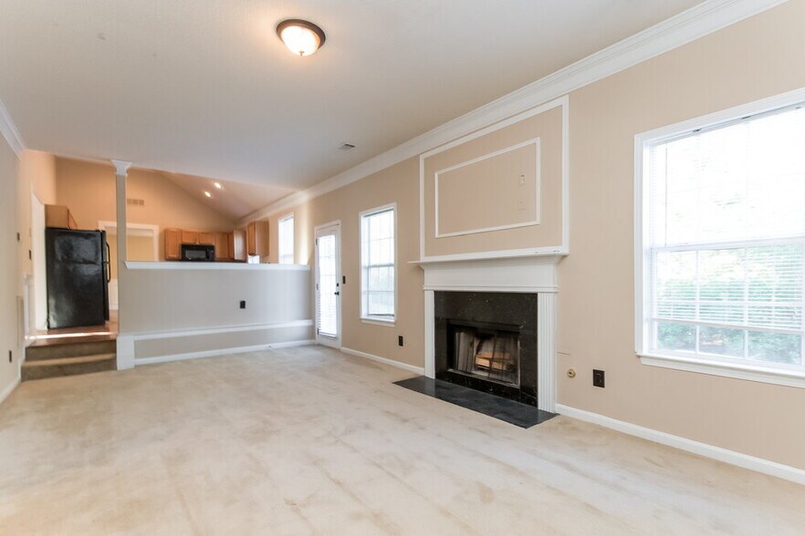 Building Photo - 4063 Percheron Ln SW