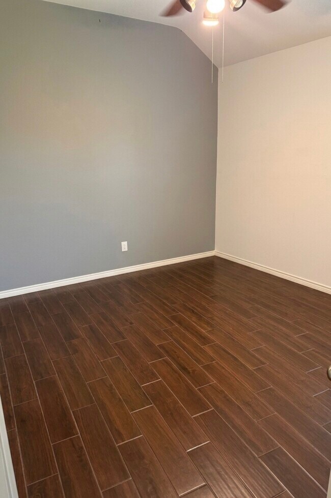 Building Photo - 32515 Rosella Ln