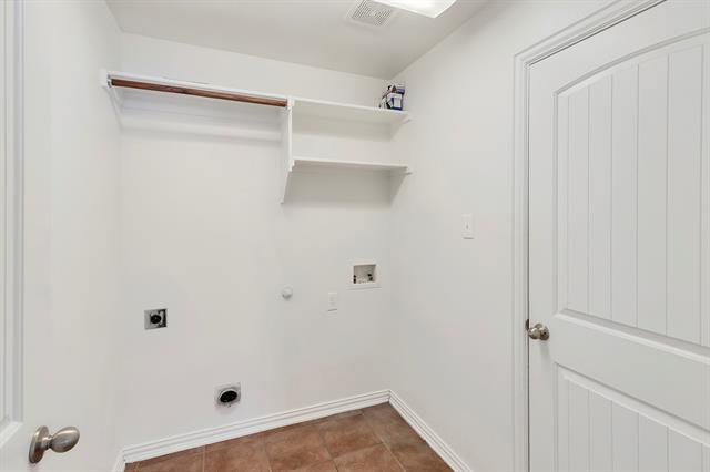 Building Photo - 4908 Rushden Rd