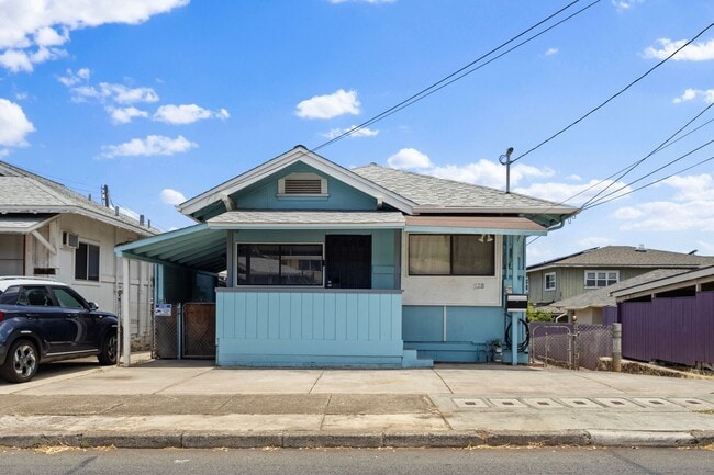 Building Photo - 1128 2nd Ave