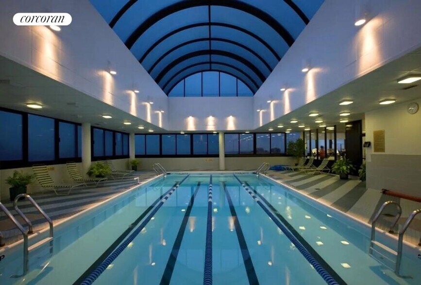 Building Photo - 155 E 29th St