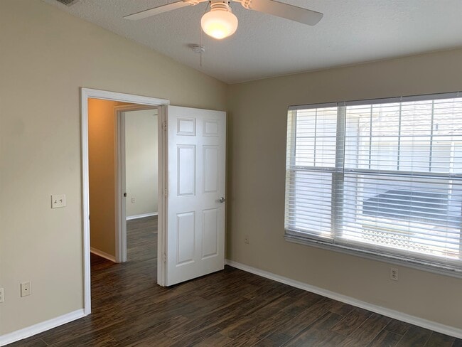 Building Photo - 19207 Harbour Vista Cir