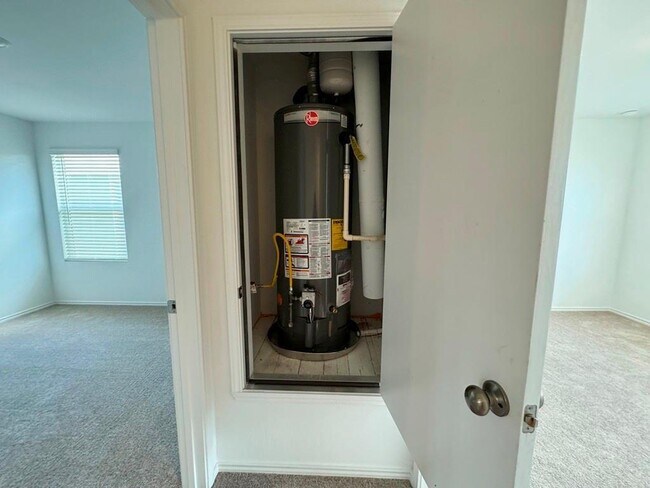 Building Photo - 184 Chapel Beck Dr