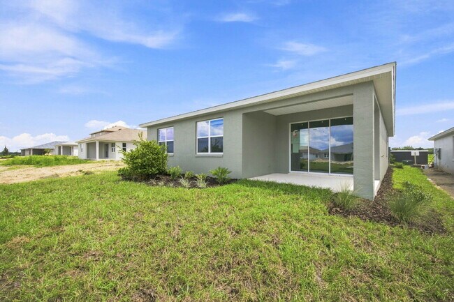 Building Photo - 5342 SW 71st Ave