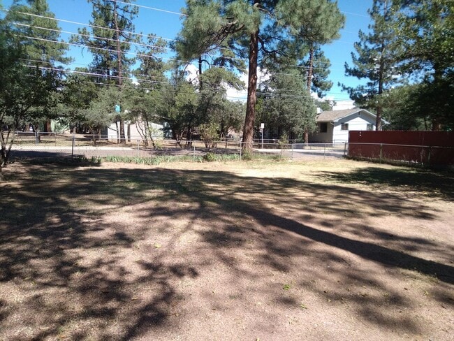 Building Photo - 3 Bed / 2 Bath Home + 1 bed / 1 bath Casita & work shop