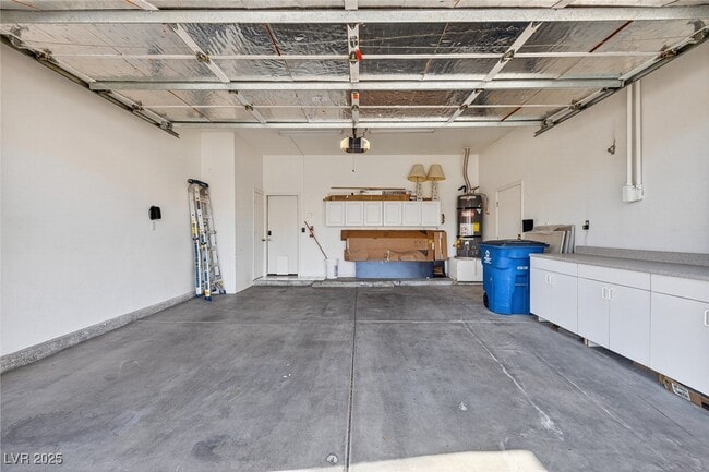 Building Photo - 3769 Erva St