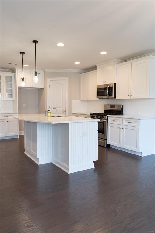 Building Photo - 923 Wheat Ridge Dr