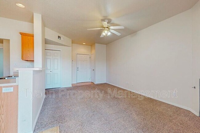 Building Photo - 4209 Ridgeway Ct