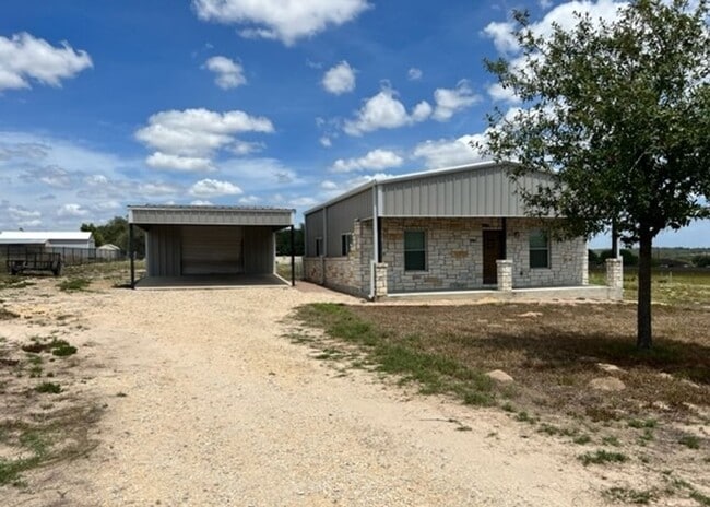 Building Photo - 2-Bedroom Barndominium