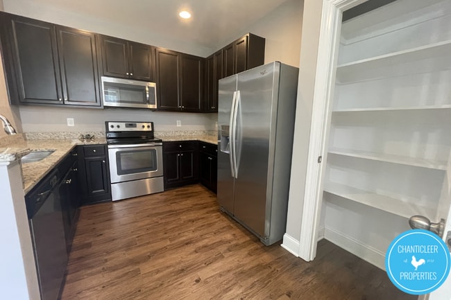 Building Photo - 912 Chaney Rd