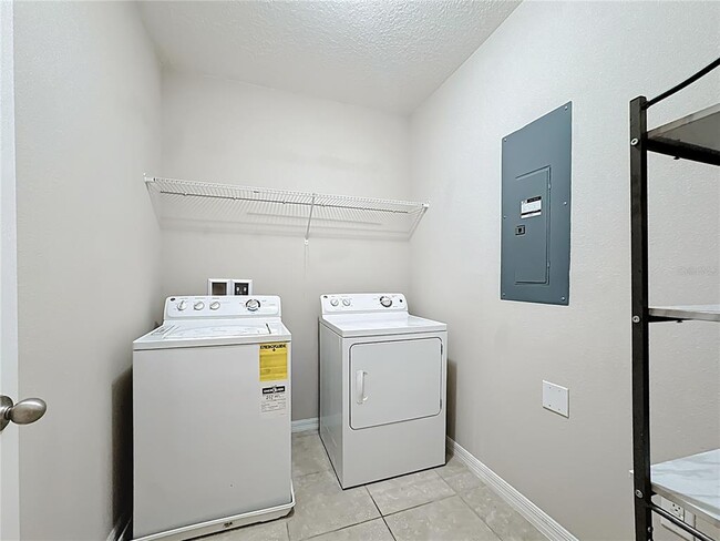 Building Photo - 4775 Terrasonesta Dr