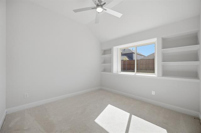 Building Photo - 302 Kettlewood Dr