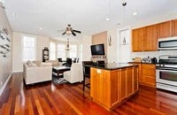 Interior Photo - 1449 N Wicker Park Ave