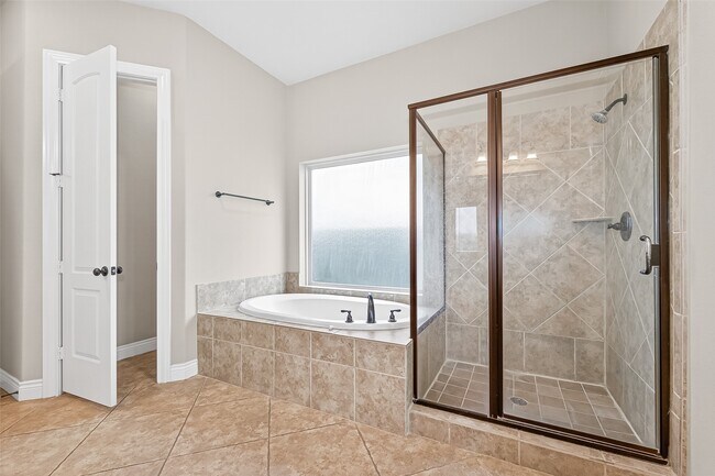 Building Photo - 4307 Madera Creek Ln