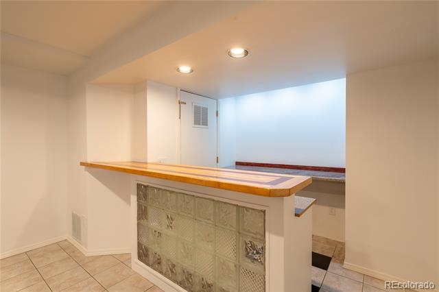 Building Photo - 6431 Gemfield Dr